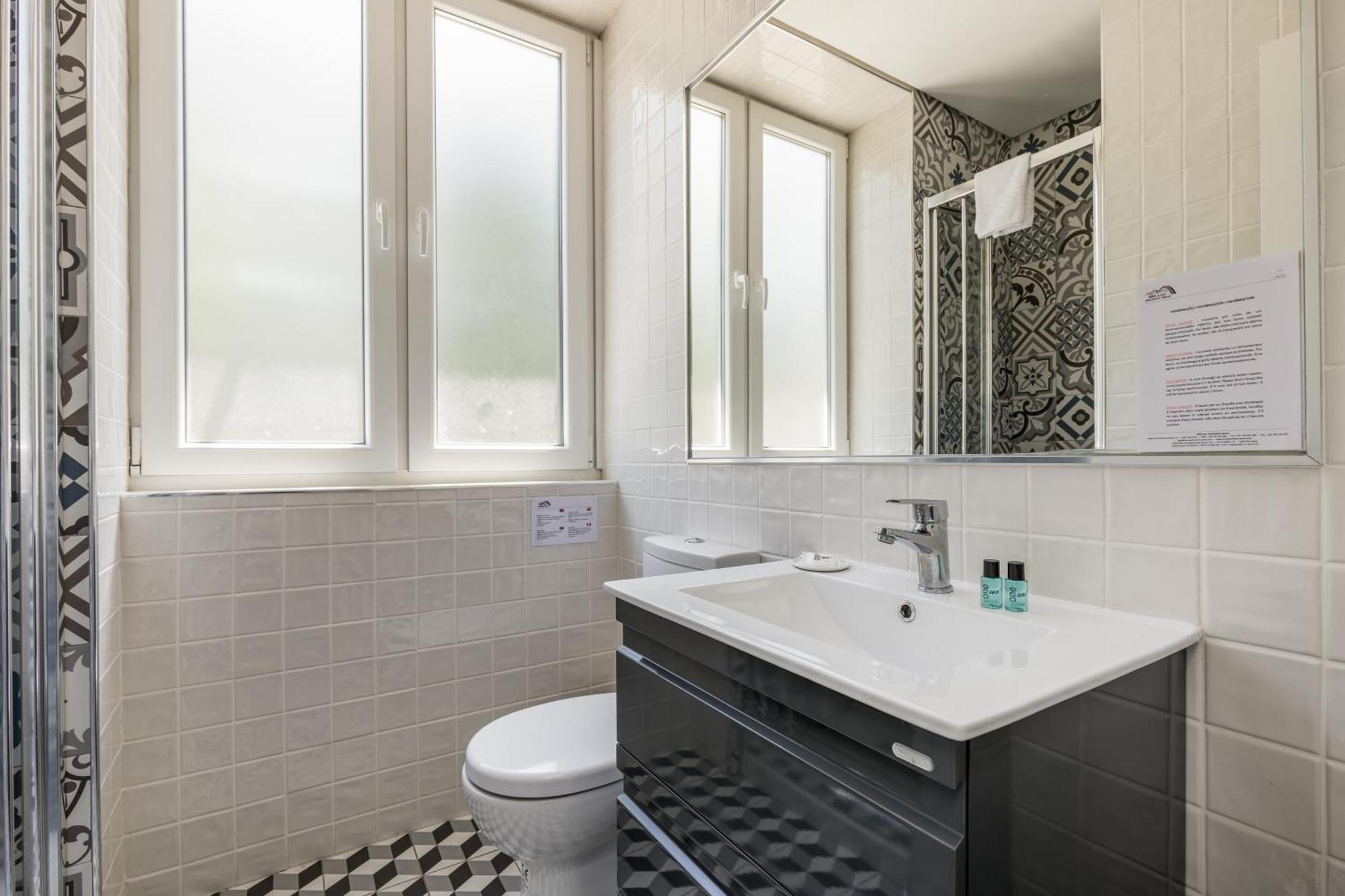 Bra.Com Apartments Oporto Faria Guimaraes Екстер'єр фото